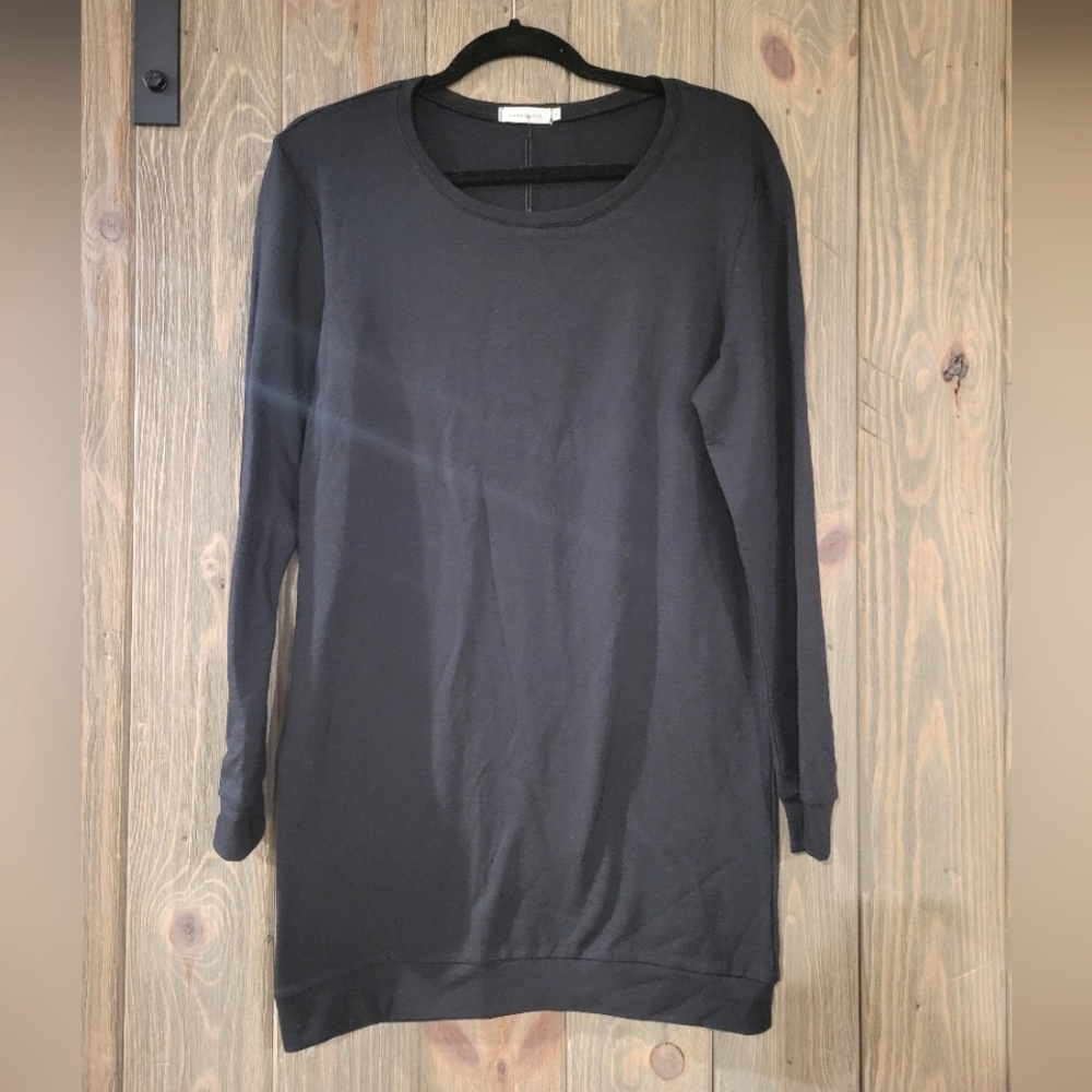 Samantha eng sweatshirt dress